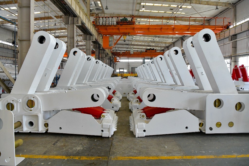 礦山巨獸的藝術(shù)之眼 透過(guò)老苗鏡頭看LM機(jī)械之美